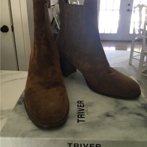 Triver Chestnut Suede Boots Sz 39. Worn once….